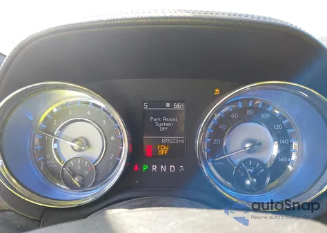 2011 Chrysler 300C z USA, uszkodzony, nr VIN 2C3CK6CT0BH524008